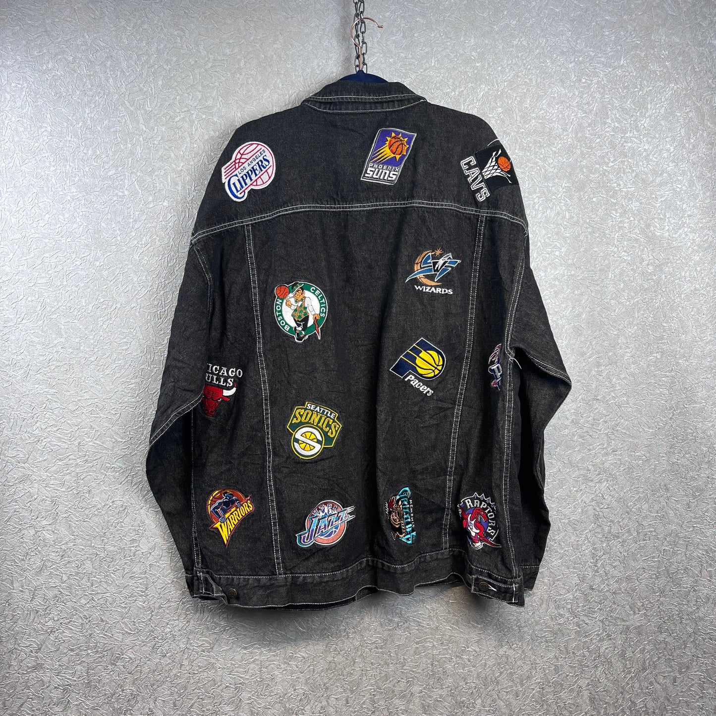 Vintage Unk NBA Jeansjacke Batches 3X-Large